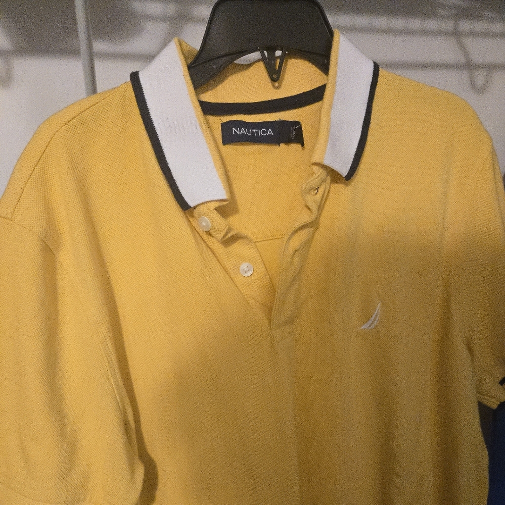 Classic Fit  Polo